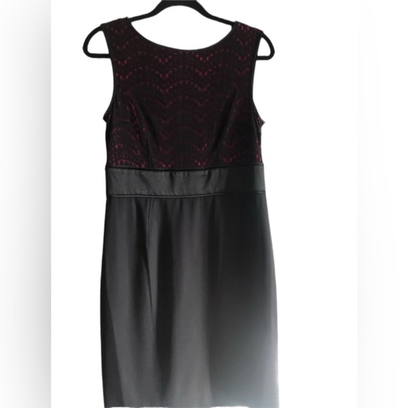 Lace top party dress - new with tags size 10 - Picture 2 of 4